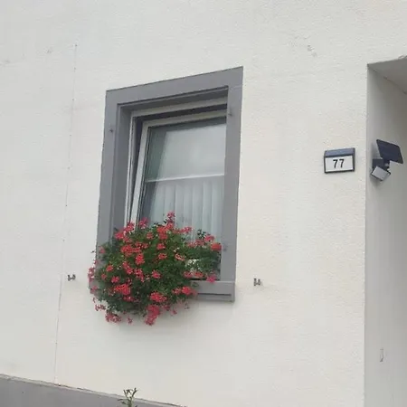 Schoene In Private Gastgeber דירה *